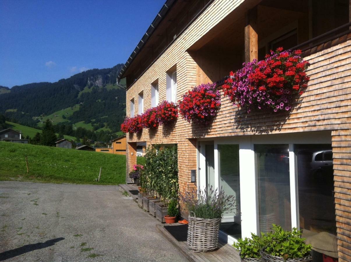 Gaestehaus Pfandl Au (Vorarlberg) Bagian luar foto
