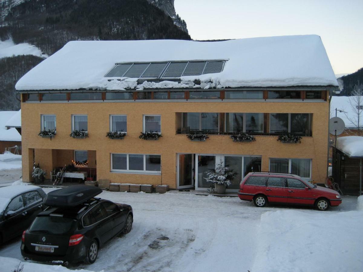 Gaestehaus Pfandl Au (Vorarlberg) Bagian luar foto